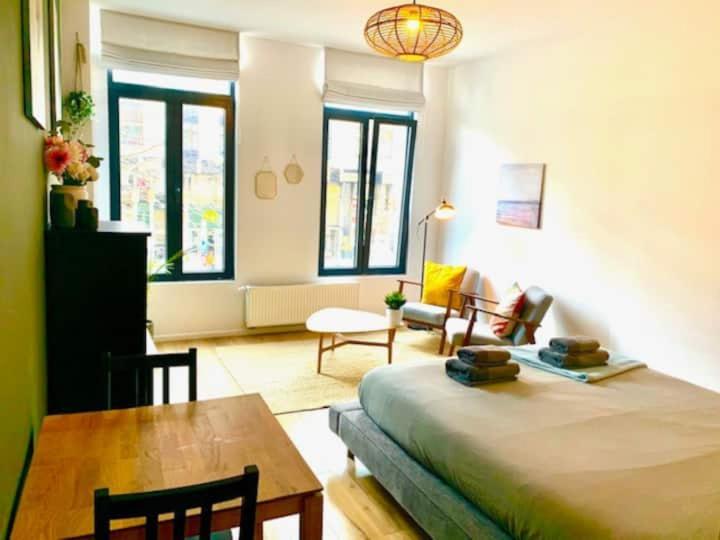 Cozy Apartment In Antwerpen Centraal แอนต์เวิร์ป ภายนอก รูปภาพ